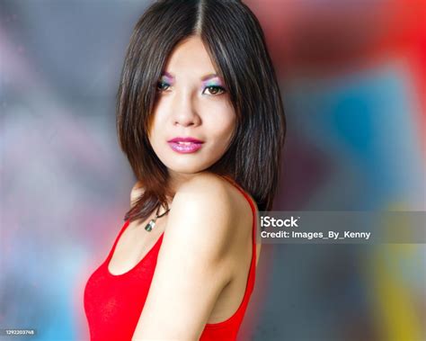 254 244 Beautiful Chinese Woman Stock Photos, High